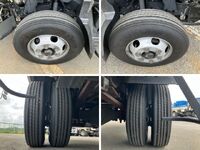 三菱ふそうキャンターアルミウイング小型（2t・3t）[写真23]