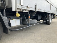 三菱ふそうキャンターアルミウイング小型（2t・3t）[写真25]