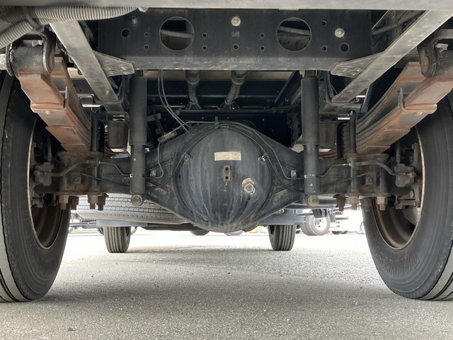 三菱ふそうキャンターアルミウイング小型（2t・3t）[写真28]