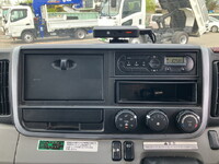 三菱ふそうキャンターアルミウイング小型（2t・3t）[写真38]