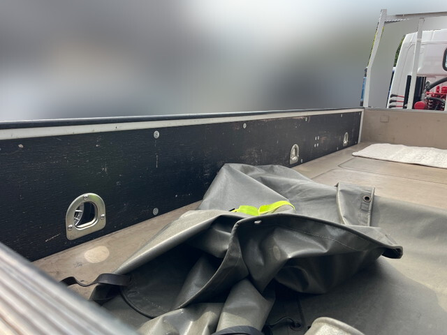 三菱ふそうキャンタークレーン6段小型（2t・3t）[写真10]