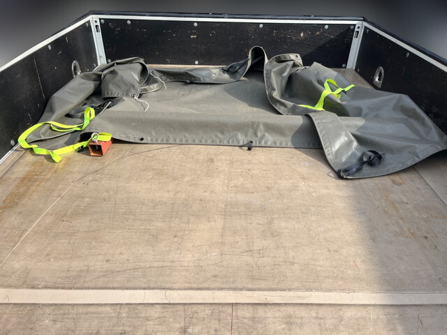 三菱ふそうキャンタークレーン6段小型（2t・3t）[写真12]