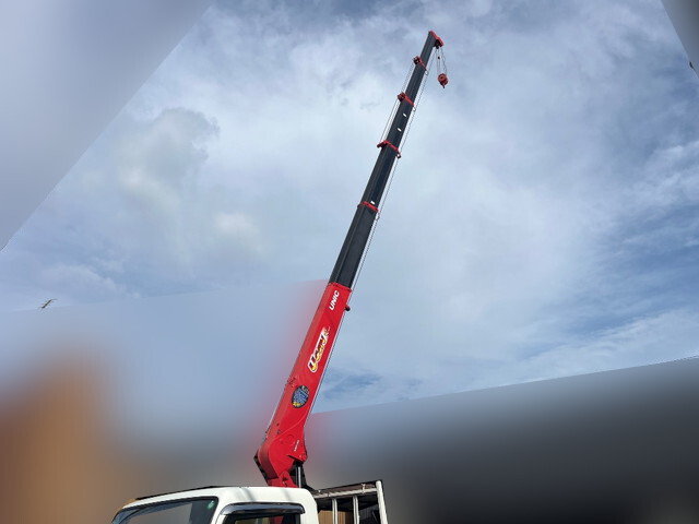 三菱ふそうキャンタークレーン6段小型（2t・3t）[写真16]