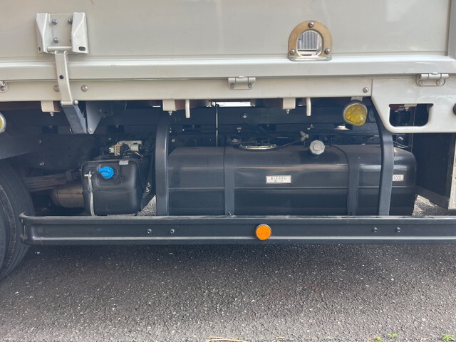 三菱ふそうキャンタークレーン6段小型（2t・3t）[写真25]