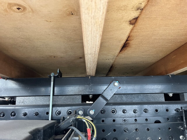 三菱ふそうキャンタークレーン6段小型（2t・3t）[写真27]