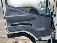 三菱ふそうキャンタークレーン6段小型（2t・3t）[写真31]