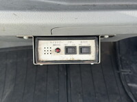 日野デュトロボトルバン小型（2t・3t）[写真13]