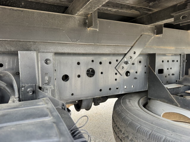 日野デュトロボトルバン小型（2t・3t）[写真18]