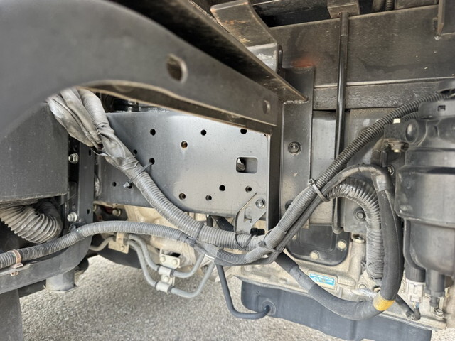 日野デュトロボトルバン小型（2t・3t）[写真19]