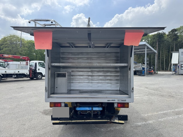 日野デュトロボトルバン小型（2t・3t）[写真24]