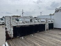 三菱ふそうキャンタークレーン3段小型（2t・3t）[写真11]