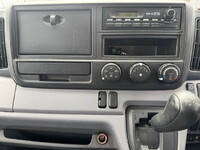 三菱ふそうキャンタークレーン3段小型（2t・3t）[写真25]