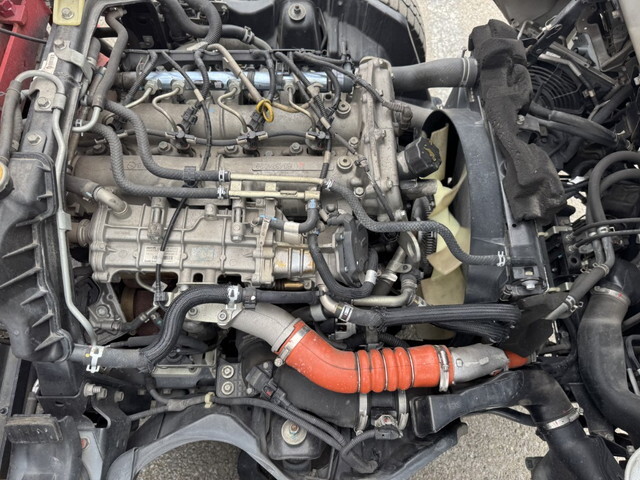 三菱ふそうキャンタークレーン3段小型（2t・3t）[写真36]