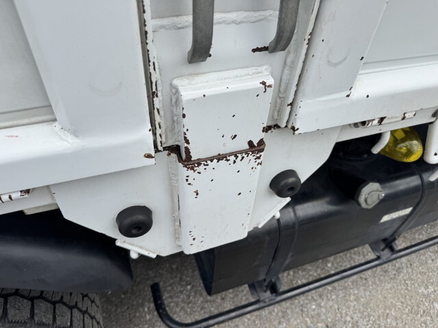 三菱ふそうキャンタークレーン3段小型（2t・3t）[写真40]