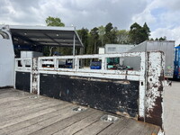 三菱ふそうキャンタークレーン3段小型（2t・3t）[写真10]