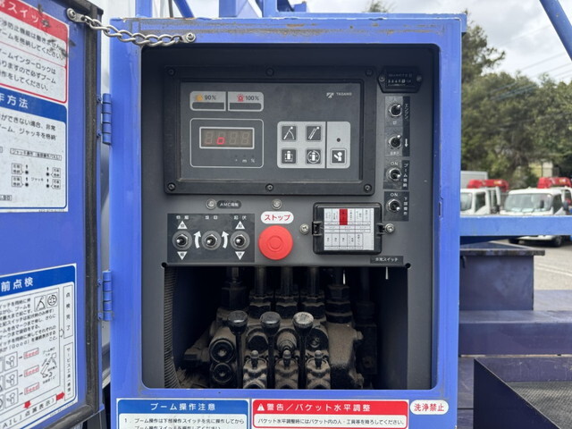 日野デュトロ高所作業車小型（2t・3t）[写真11]