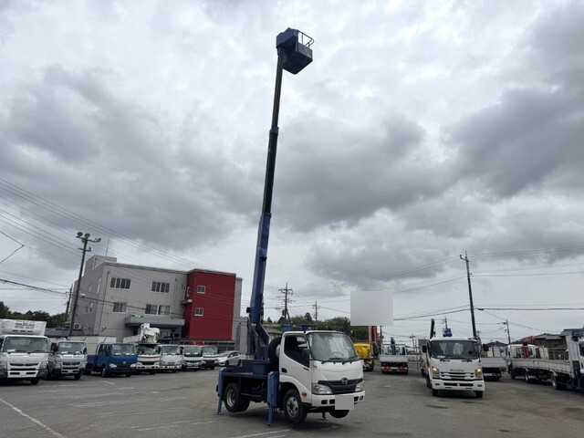 日野デュトロ高所作業車小型（2t・3t）[写真12]