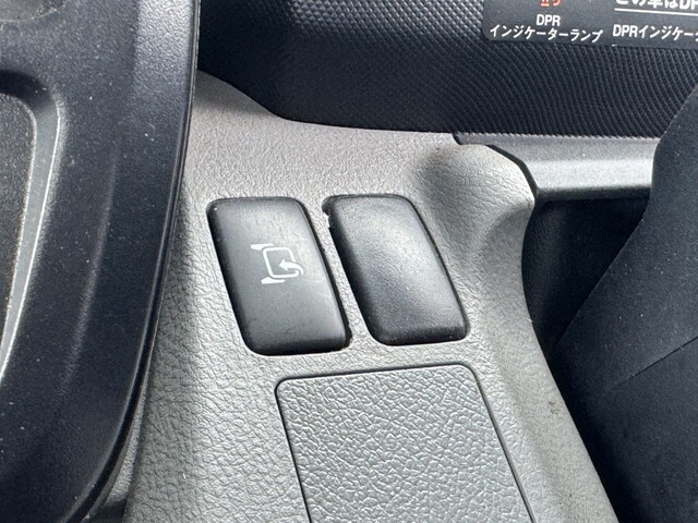 日野デュトロ高所作業車小型（2t・3t）[写真21]