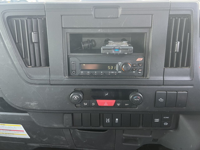 いすゞエルフダンプ小型（2t・3t）[写真18]