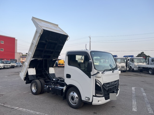 いすゞエルフダンプ小型（2t・3t）[写真03]
