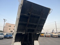 いすゞエルフダンプ小型（2t・3t）[写真08]