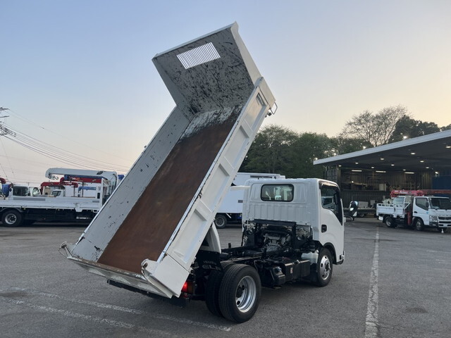 いすゞエルフダンプ小型（2t・3t）[写真08]