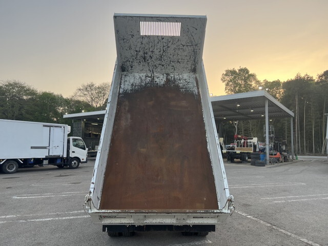 いすゞエルフダンプ小型（2t・3t）[写真09]