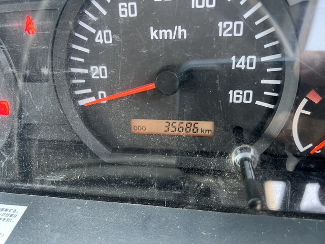 いすゞエルフクレーン3段小型（2t・3t）[写真26]