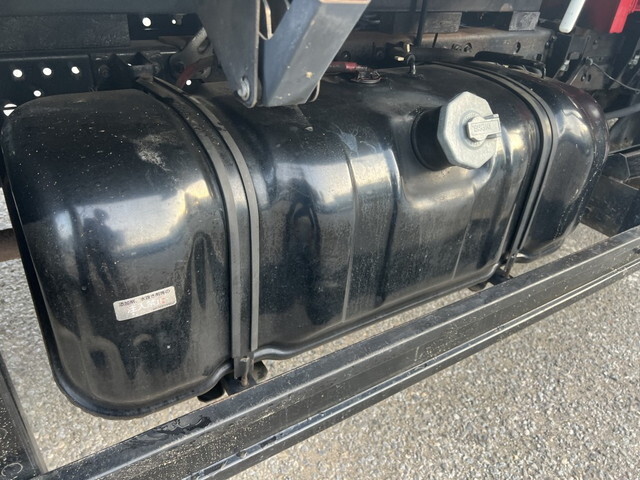 いすゞエルフクレーン3段小型（2t・3t）[写真36]