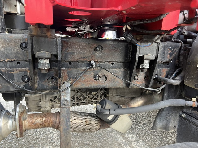 いすゞエルフクレーン3段小型（2t・3t）[写真37]