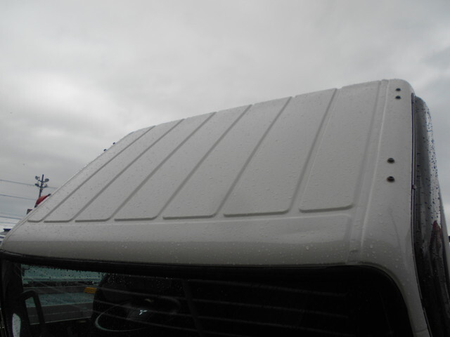 三菱ふそうキャンター平ボディ小型（2t・3t）[写真15]