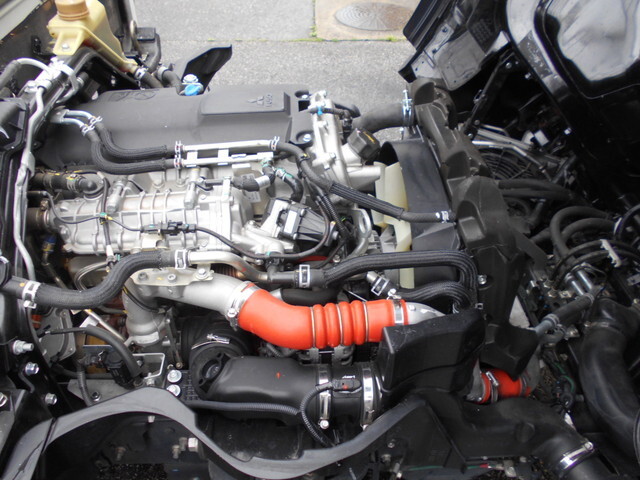 三菱ふそうキャンター平ボディ小型（2t・3t）[写真17]