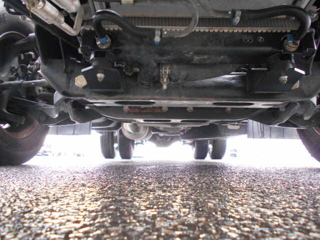 三菱ふそうキャンター平ボディ小型（2t・3t）[写真20]