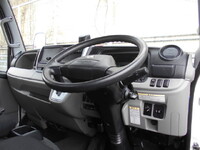 三菱ふそうキャンター平ボディ小型（2t・3t）[写真26]