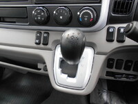 三菱ふそうキャンター平ボディ小型（2t・3t）[写真31]