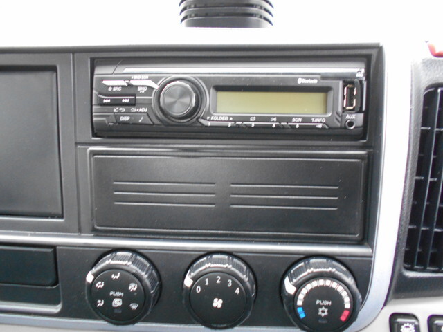 三菱ふそうキャンター平ボディ小型（2t・3t）[写真31]