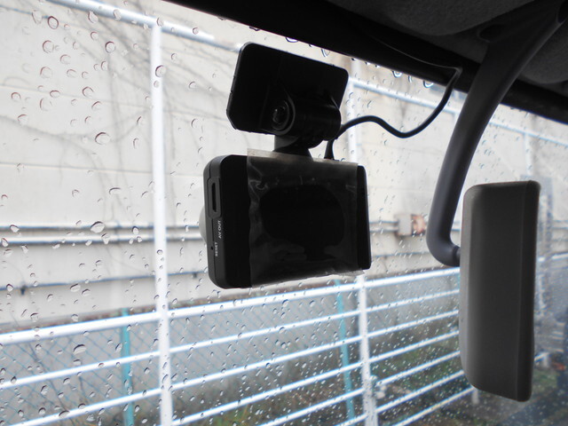 三菱ふそうキャンター平ボディ小型（2t・3t）[写真32]