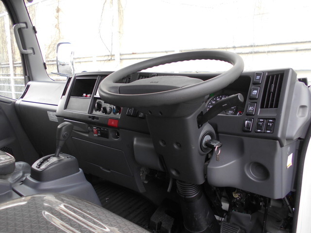 いすゞエルフ平ボディ小型（2t・3t）[写真28]