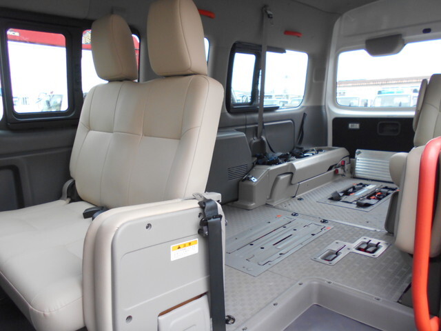 日産キャラバン移動販売車小型（2t・3t）[写真15]