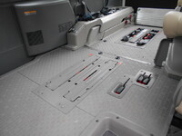 日産キャラバン移動販売車小型（2t・3t）[写真18]