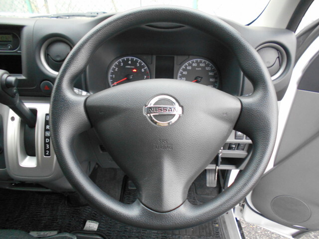 日産キャラバン移動販売車小型（2t・3t）[写真29]