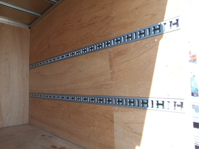 三菱ふそうキャンターアルミバン小型（2t・3t）[写真11]