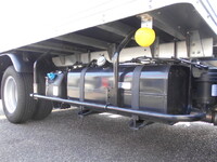 三菱ふそうキャンターアルミバン小型（2t・3t）[写真21]