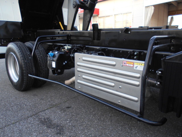 三菱ふそうキャンターダンプ小型（2t・3t）[写真19]