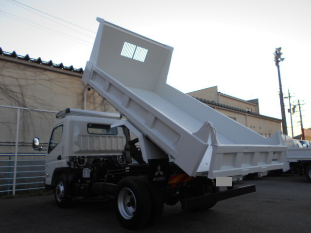 三菱ふそうキャンターダンプ小型（2t・3t）[写真02]