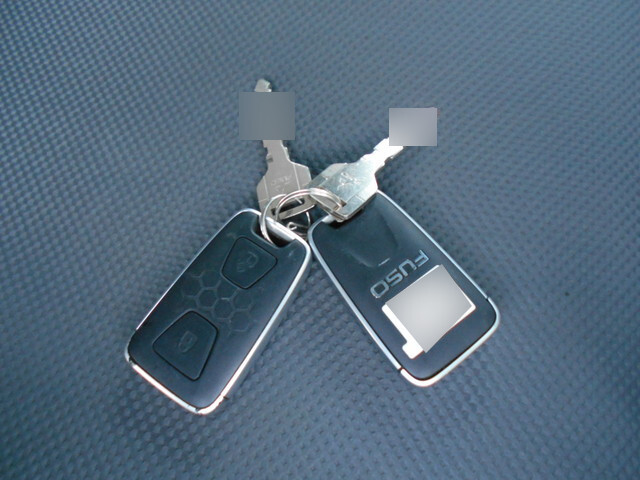 三菱ふそうキャンターダンプ小型（2t・3t）[写真38]