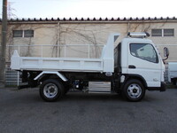 三菱ふそうキャンターダンプ小型（2t・3t）[写真10]