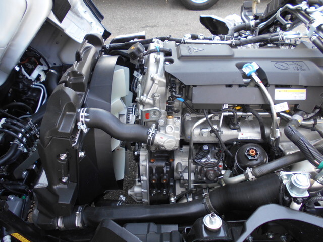 三菱ふそうキャンターダンプ小型（2t・3t）[写真15]