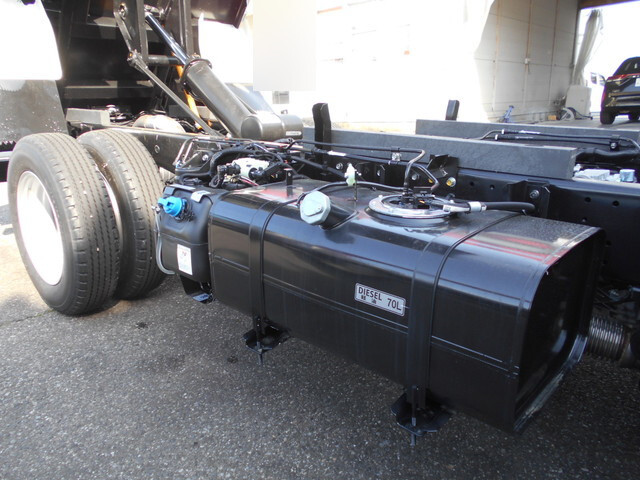 三菱ふそうキャンターダンプ小型（2t・3t）[写真18]