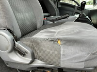 いすゞフォワード冷凍車（冷蔵車）中型（4t）[写真22]